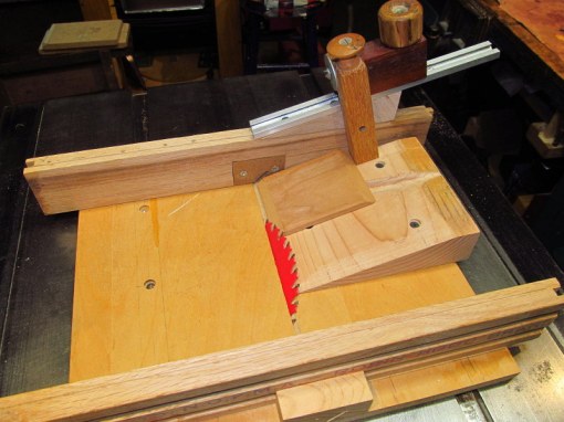 Modified 45 Degree Crosscut Sled With 15 Degree Ramp